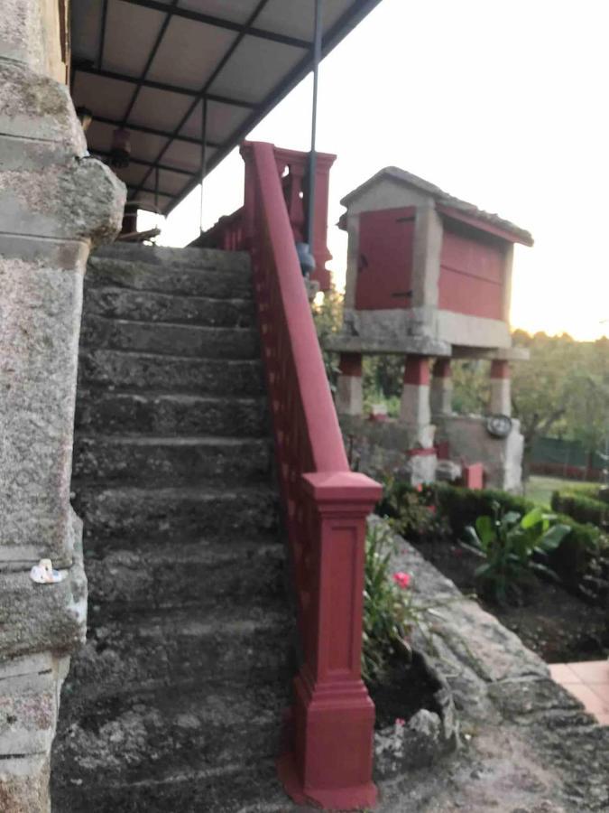 Alojamiento Entero Con Piscina Y Jardin. Ourense Eksteriør bilde