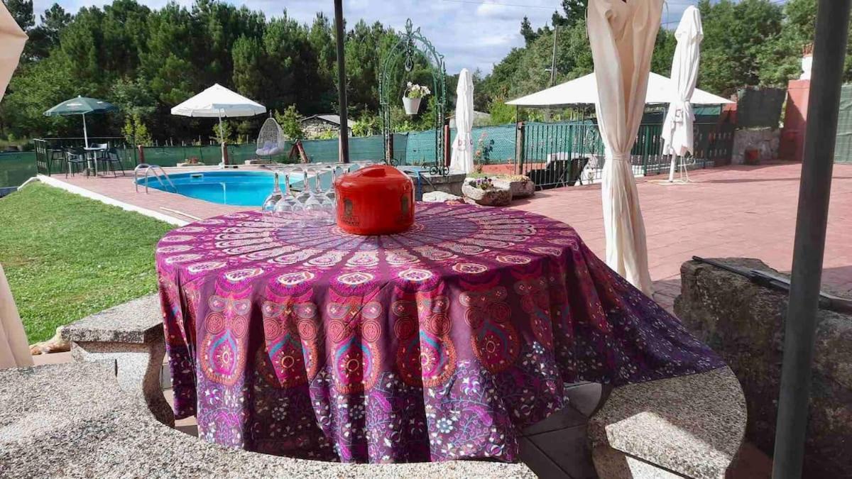 Alojamiento Entero Con Piscina Y Jardin. Ourense Eksteriør bilde
