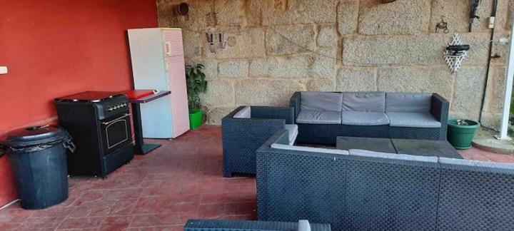 Alojamiento Entero Con Piscina Y Jardin. Ourense Eksteriør bilde