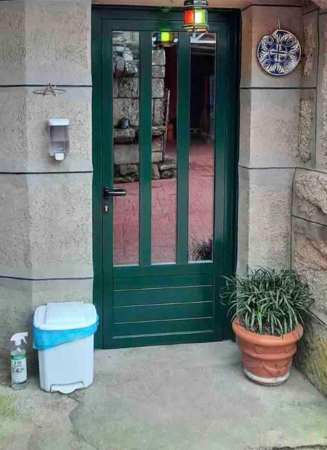 Alojamiento Entero Con Piscina Y Jardin. Ourense Eksteriør bilde