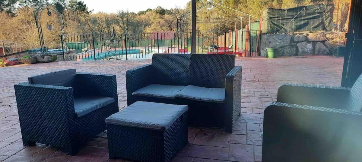 Alojamiento Entero Con Piscina Y Jardin. Ourense Eksteriør bilde