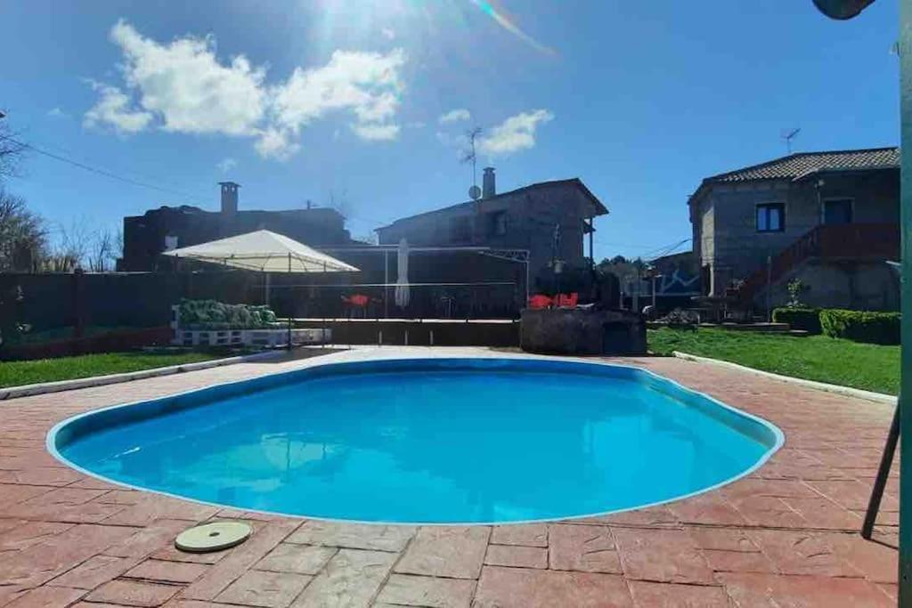 Alojamiento Entero Con Piscina Y Jardin. Ourense Eksteriør bilde