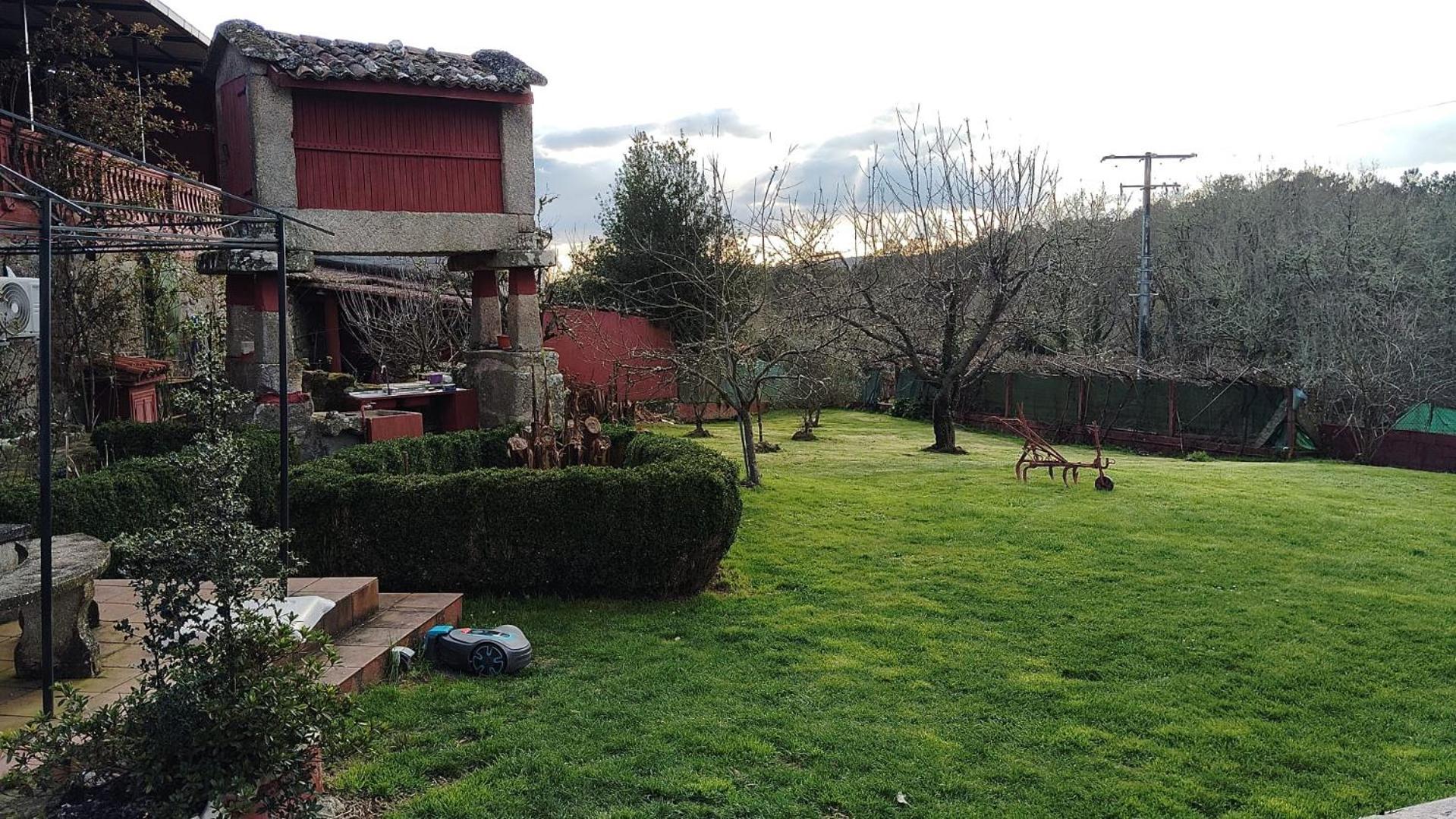 Alojamiento Entero Con Piscina Y Jardin. Ourense Eksteriør bilde