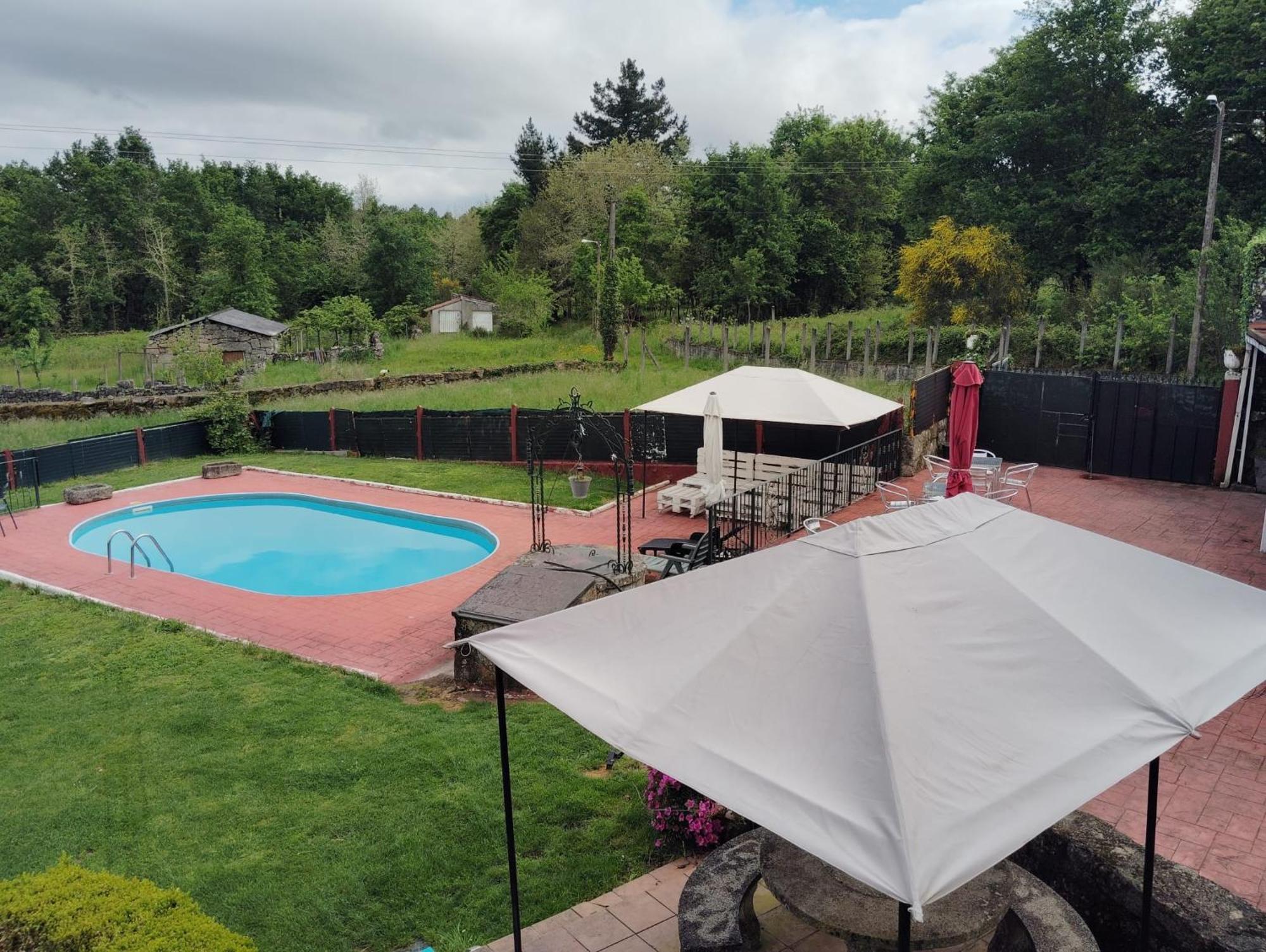 Alojamiento Entero Con Piscina Y Jardin. Ourense Eksteriør bilde